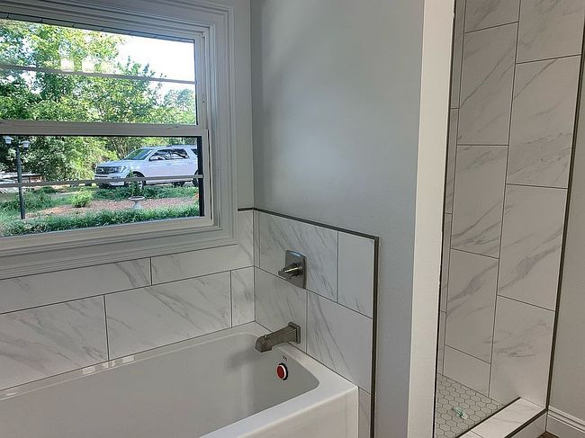 Image of 1401 Hillcrest Dr