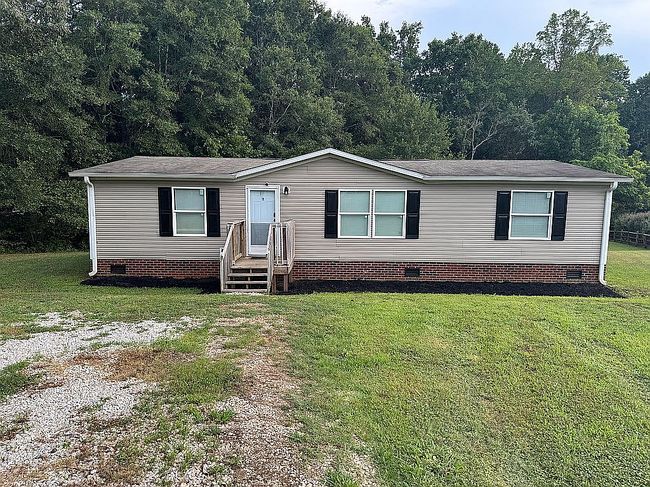 Photo of 121 Owl Ln, Shelby, NC