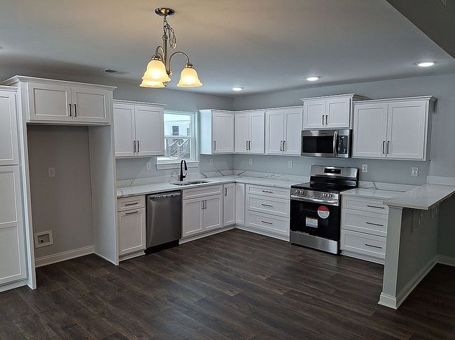 Image of 175 Melrose Pl