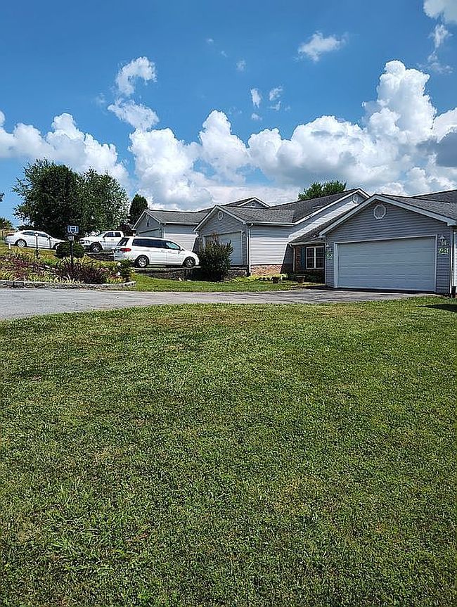 Additional photo 3 of property located at 16311 Chase Ln