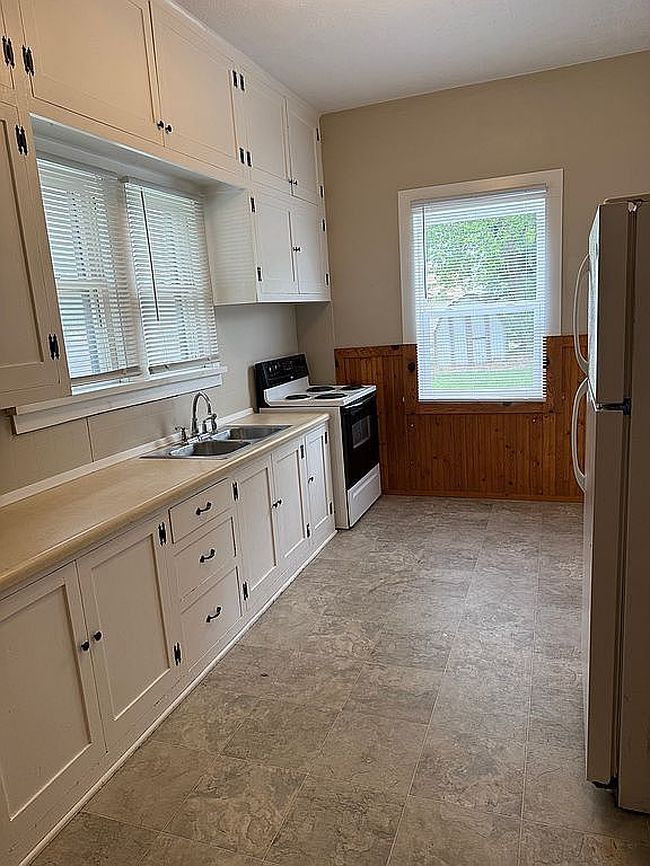 Photo of 218 Sicily Ave, Ravenna, NE