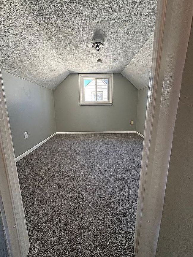 Image of 12818 Sherman Ave