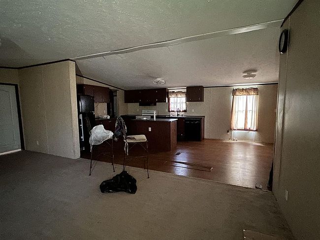 Photo of 208 W Woodworth Ave, Hardtner, KS