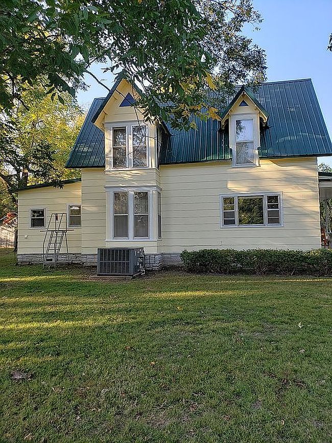 Image of 308 N 6th St