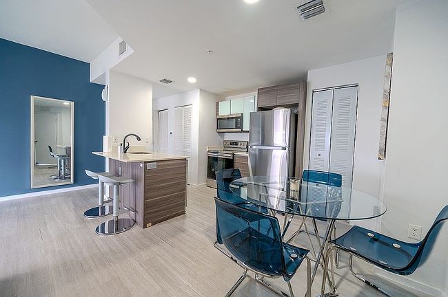 Image of 481 Ne 29th St #604