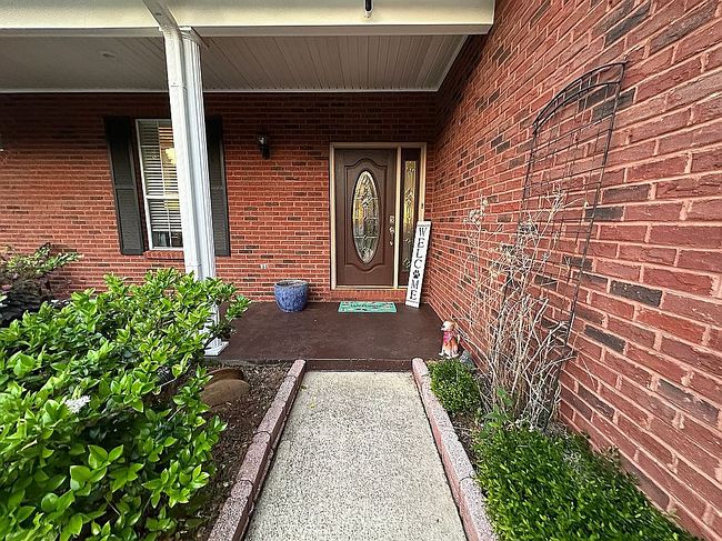 Image of 7096 Spicewood Ln