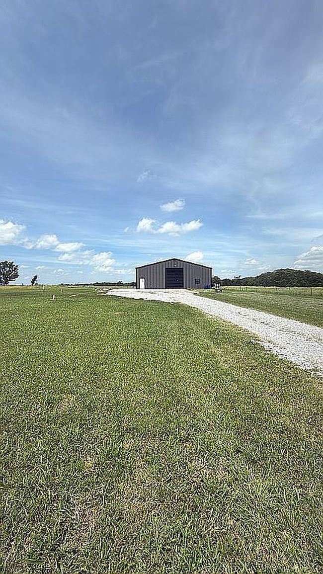 Photo of 20752 Falling Springs Rd