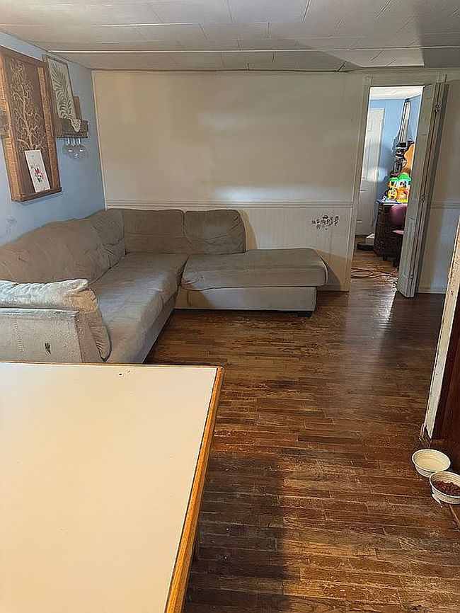 Photo of 1318 N Main St, Fairmount, IN