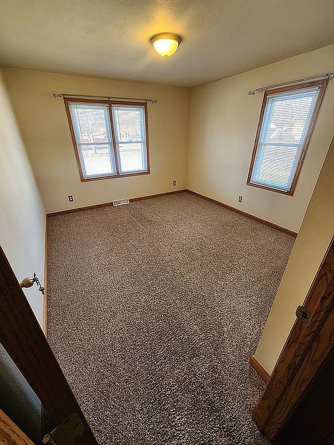 Photo of 1024 Emerson Ave, Alliance, NE