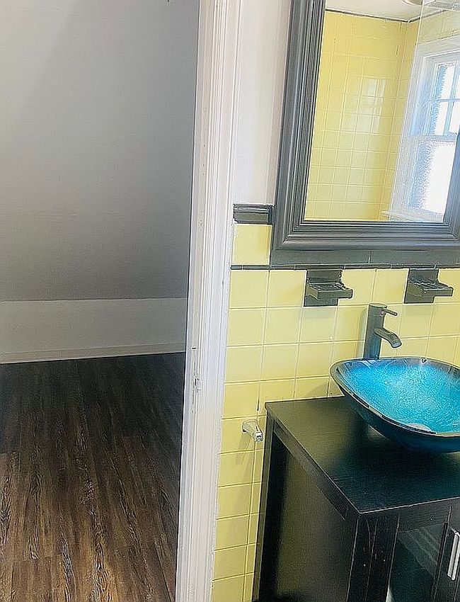 Preview of property located at 15 Trivett Ave S