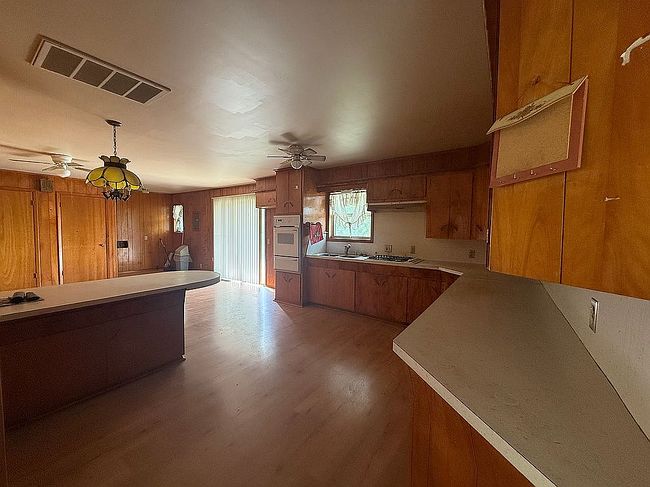 Photo of 619 W 3rd St, Beggs, OK