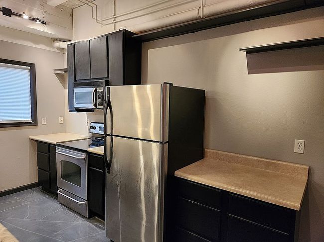 Additional photo 2 of property located at 135 E Harper Ave