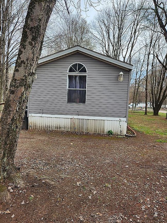 Additional photo 3 of property located at 13 John St