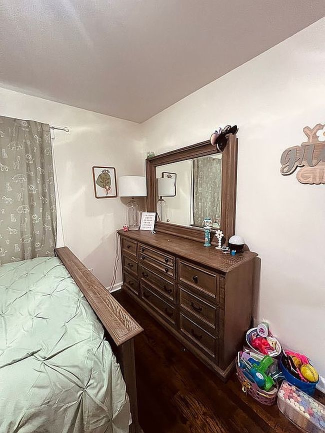 Additional photo 2 of property located at 122 Lake Point Dr