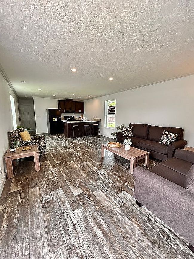 Photo of 2020 Read St #1, Omaha, NE
