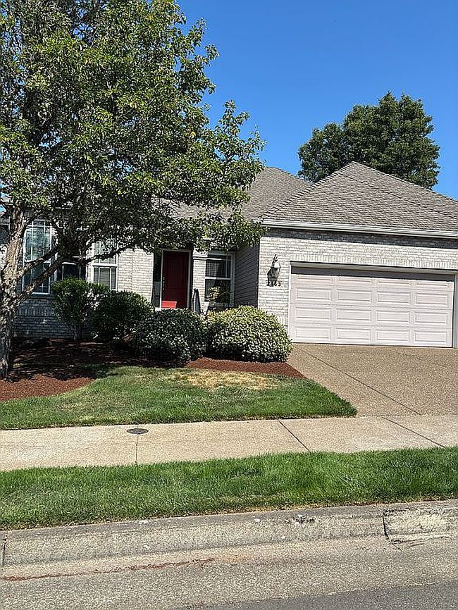 Photo of 2463 Nw Broadway St, Albany, OR