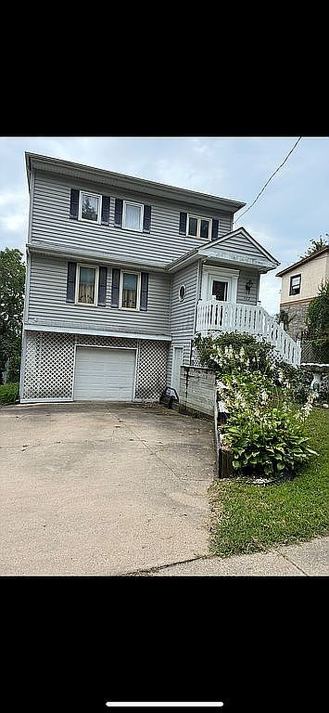 Photo of 422 N Green St