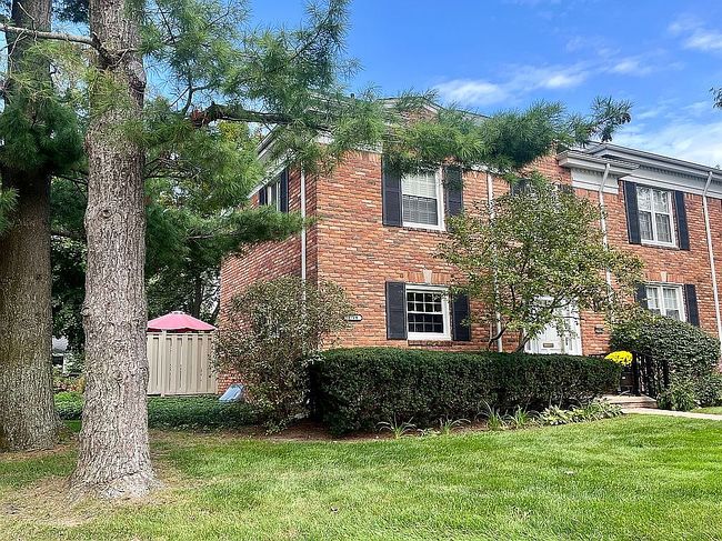Photo of 1760 Trailwood Path #1, Bloomfield Hills, MI