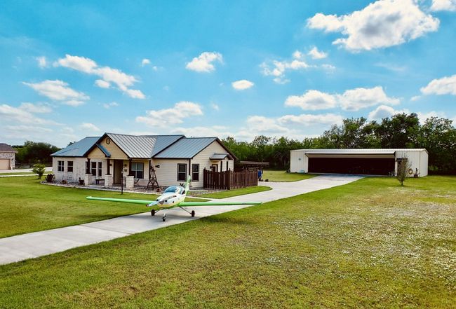 Preview of property located at 326 Tailwind Drive