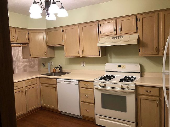 Photo of 1428 Greenbriar Ct, South Park, PA