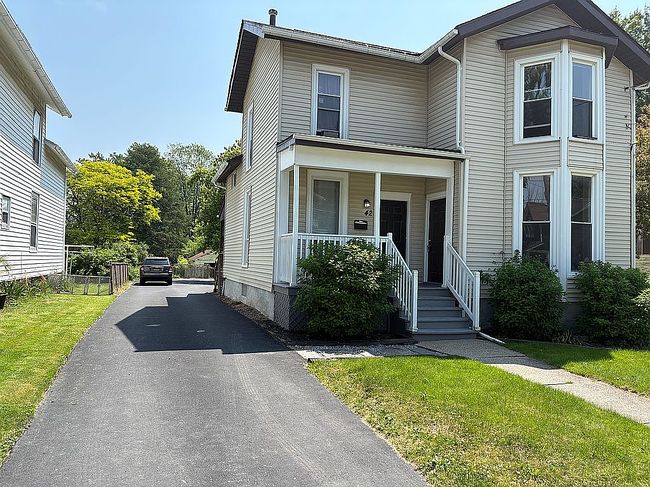 Photo of 42 Webb St, Lockport, NY