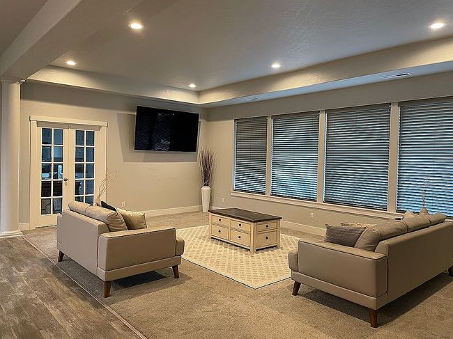 Image of 6401 Eagle Crest Dr