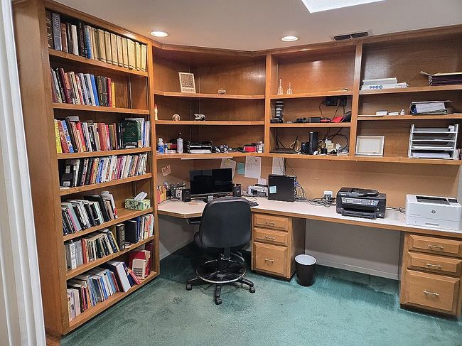 Image of 2102 Shoreline Dr