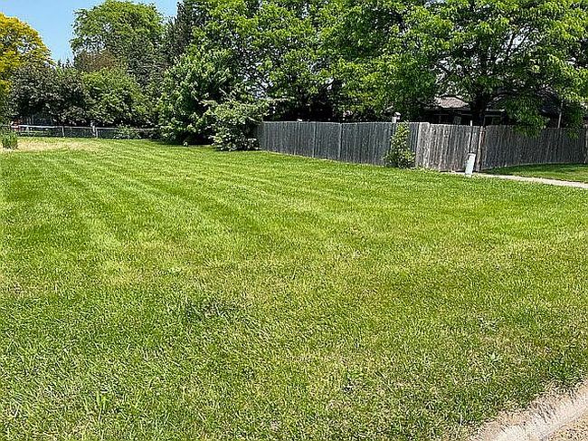 Photo of 17 Mile Rd, Clinton Township, MI