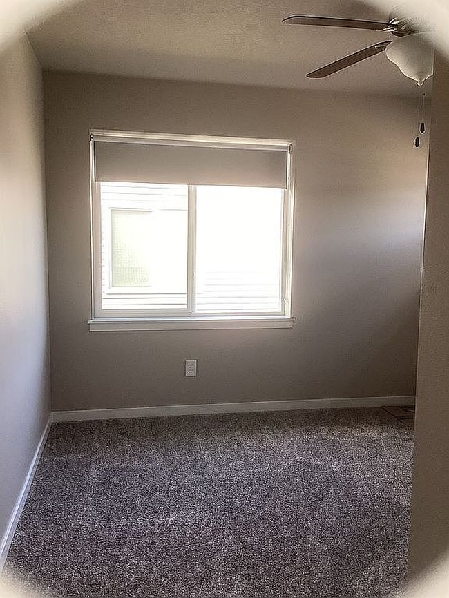 Photo of 767 Ne Conner Ct, Waukee, IA