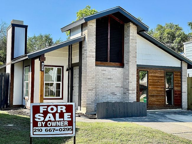 Photo of 5530 Rangeland St, San Antonio, TX