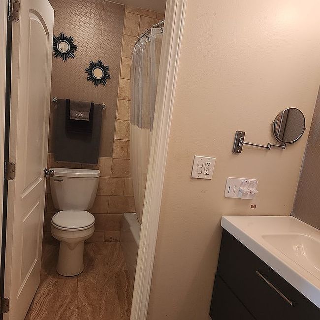 Photo of 4000 Triumvera Dr Apt 504, Glenview, IL