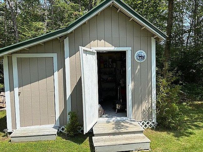 Photo of 10 Wood Duck Way, Millinocket, ME