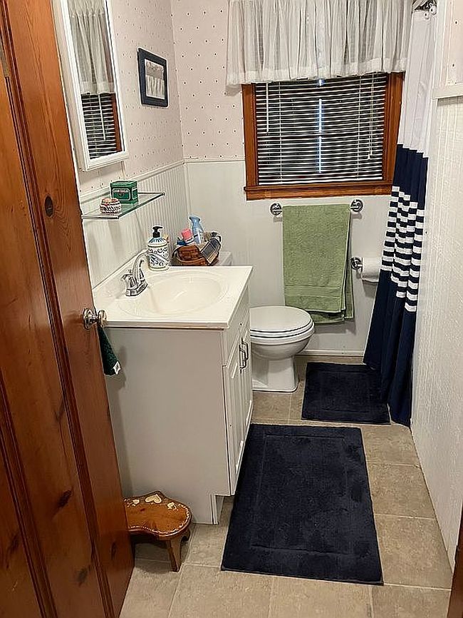 Photo of 37 Shoreline Dr, Geneseo, KS