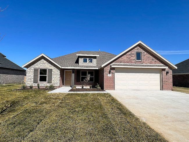 Image of 1168 Giulia Ave