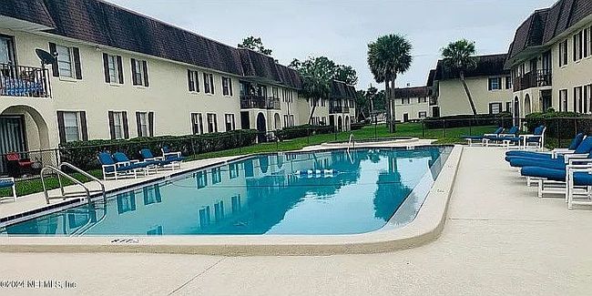 Image of 1647 El Camino Rd Apt 3
