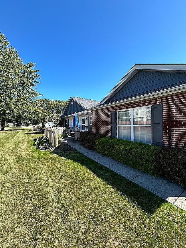 Photo of 517 Heatherwoods Dr