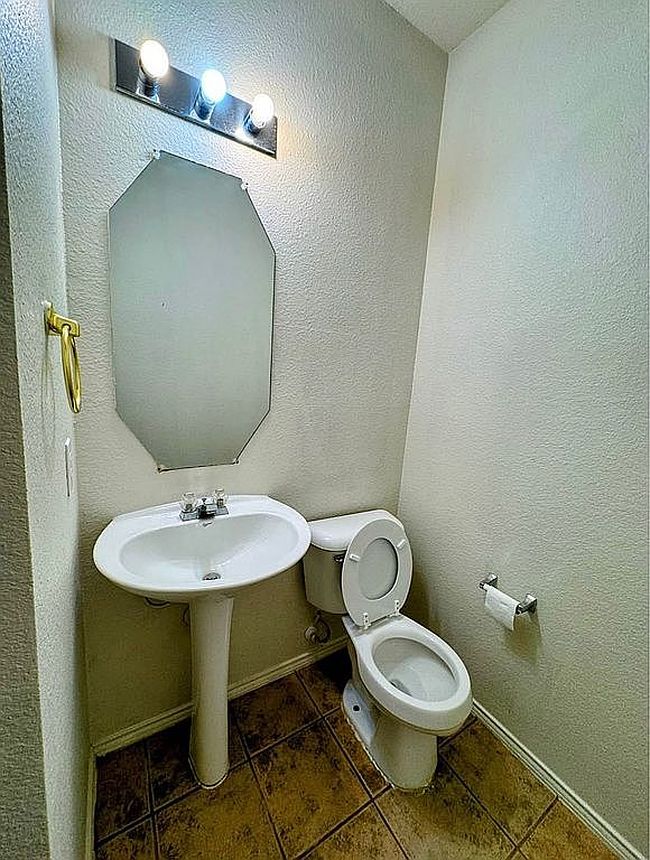 Image of 7804 Hidden Path Ln