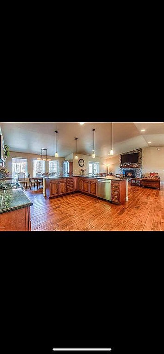 Preview of property located at 712 Merwin Ct