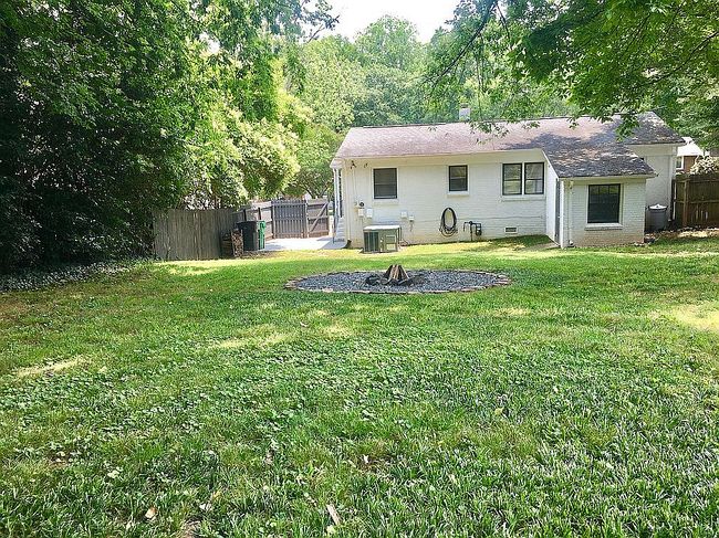 Image of 4616 General Pershing Dr