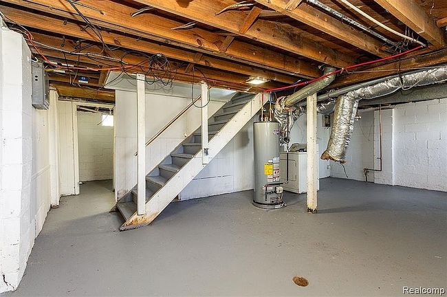 Image of 16011 Manning St