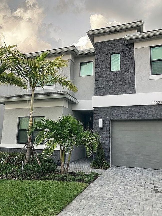Photo of 20223 Ainsley St, Estero, FL
