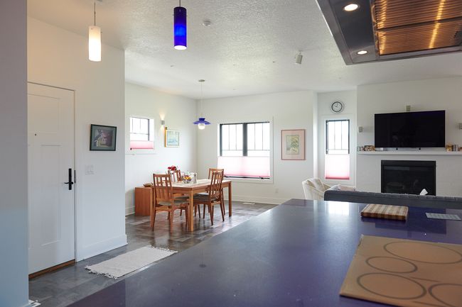 Additional photo 2 of property located at 1609 Sw Franklin Dr