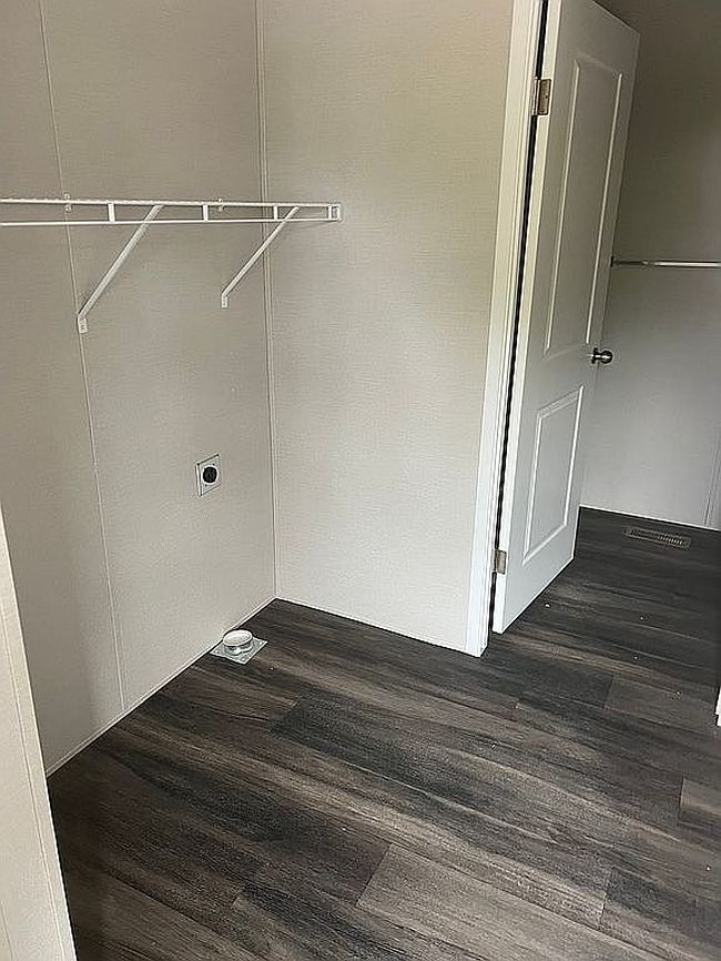 Image of 11929 Holiday Cir