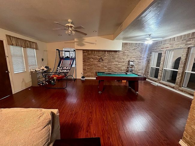Image of 305 La Mesa St