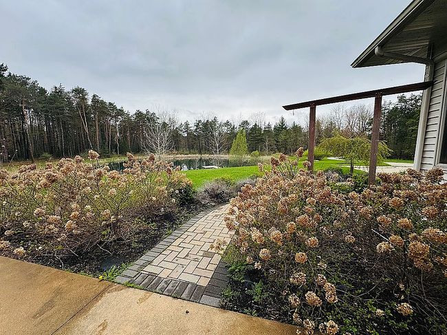 Photo of 232 S Birchcrest Dr, Midland, MI