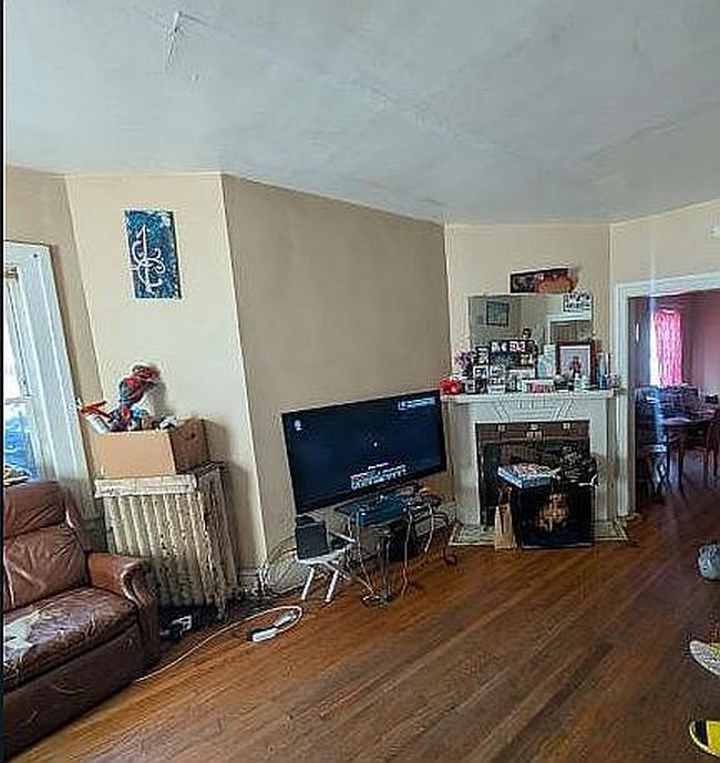 Image of 9407 Detroit Ave Apt 2