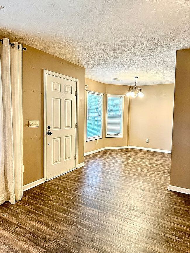 Photo of 826 Cheyenne Ave, Auburn, AL