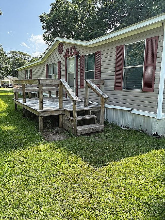 Photo of 4 Hurst Dr, Laurel, MS
