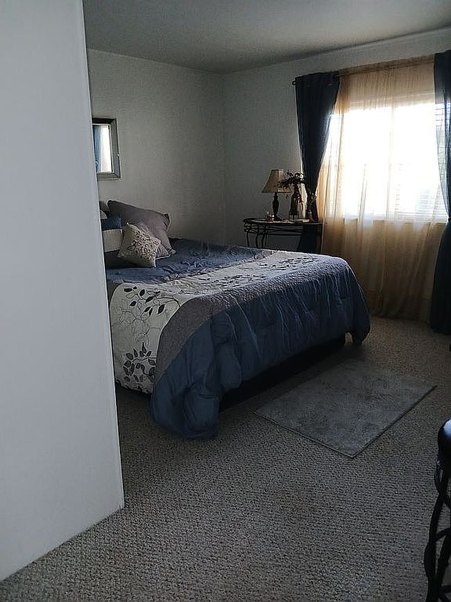 Photo of 216 Whispering Willow Dr, Grants Pass, OR