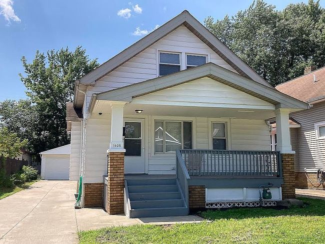 1905 Creston Ave, Cleveland, OH